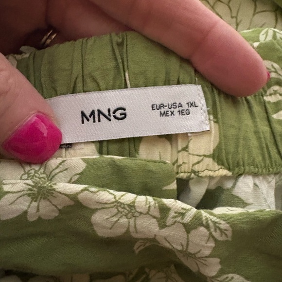 MNG floral pants Size 1XL - Picture 11 of 15